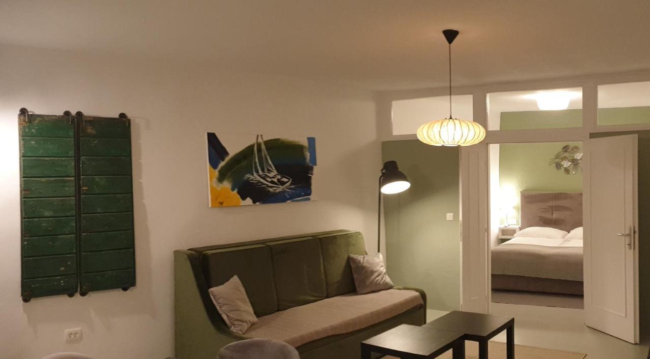 Apartment Adriatico Eterno 1 Ровінь Екстер'єр фото
