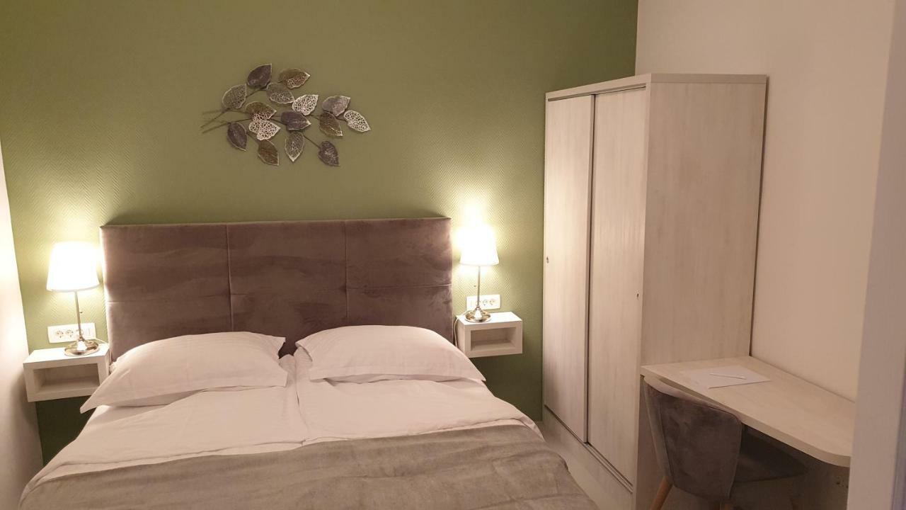 Apartment Adriatico Eterno 1 Ровінь Екстер'єр фото