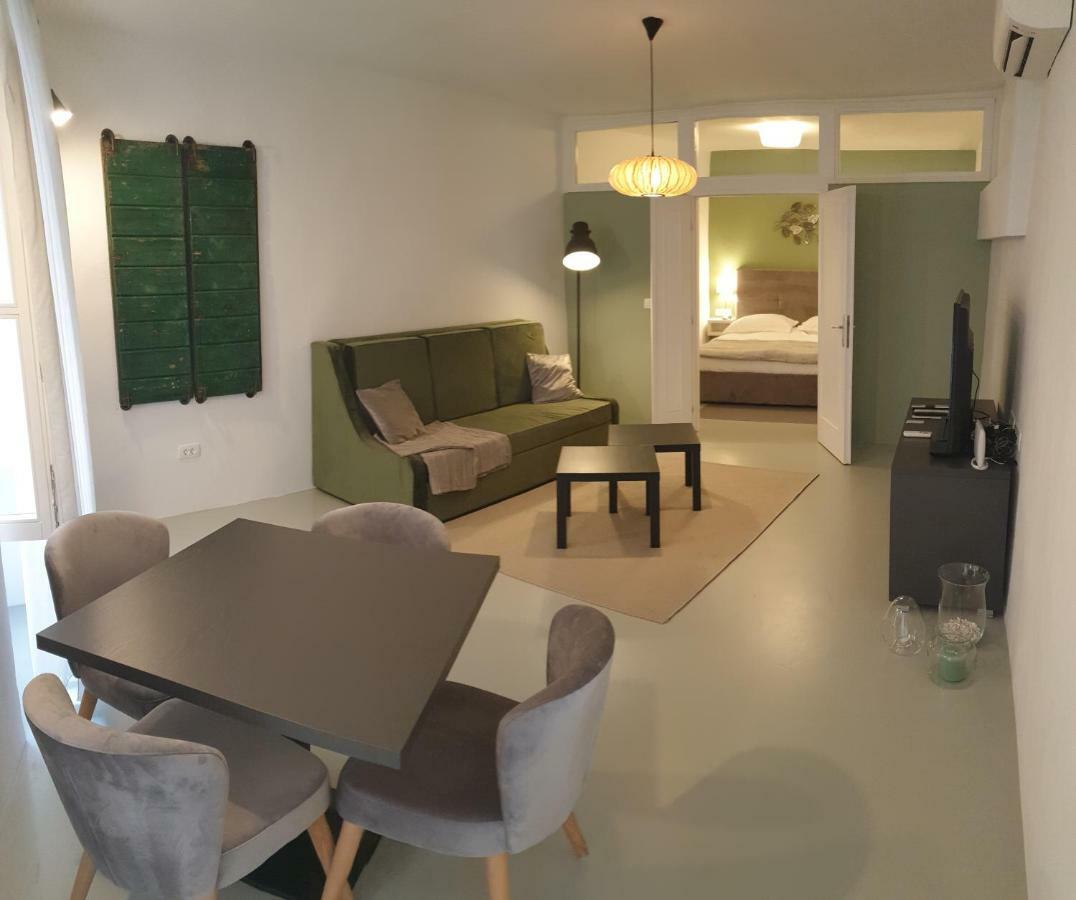 Apartment Adriatico Eterno 1 Ровінь Екстер'єр фото