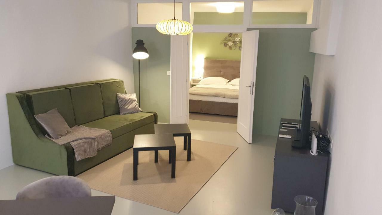 Apartment Adriatico Eterno 1 Ровінь Екстер'єр фото